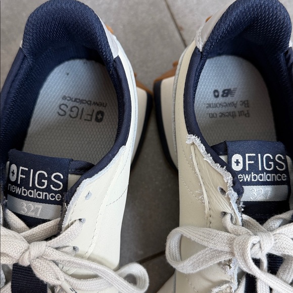 New Balance FIGS 327 7.5 - Picture 3 of 7